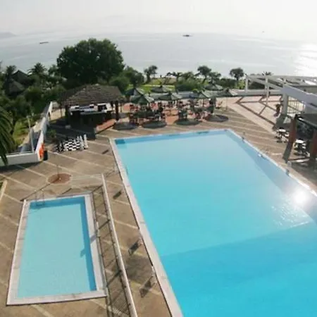 Ξενοδοχείο Dassia Chandris 4*